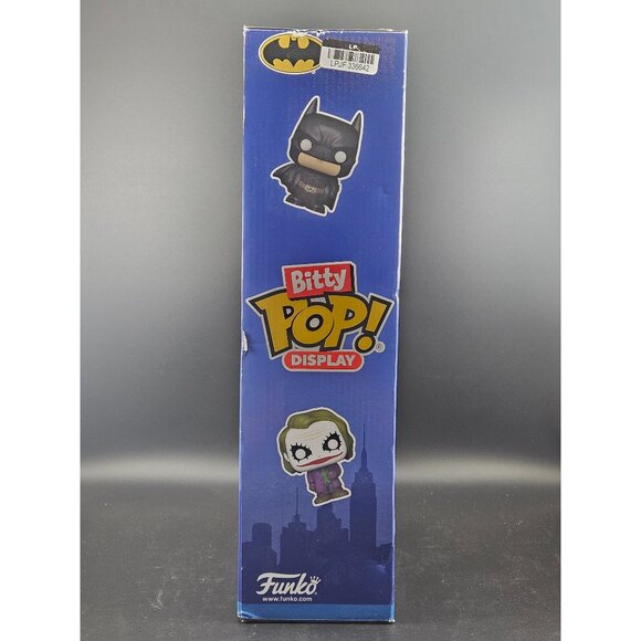 Funko Bitty POP! Display Bat-Signal With Batman & Joker Vinyl Figures 2-Pc Set - Picture 6 of 6